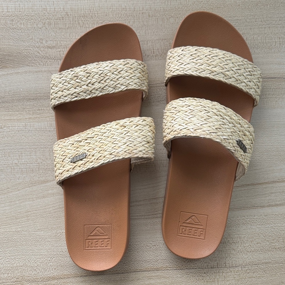 Reef Women's Woven Tan Sandals